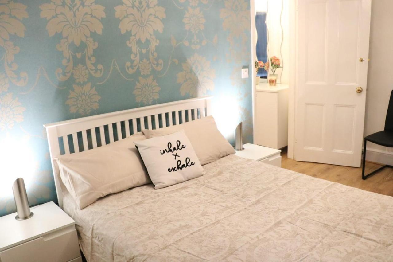 Victoria Style Flat Near Victoria Station Daire Londra Dış mekan fotoğraf