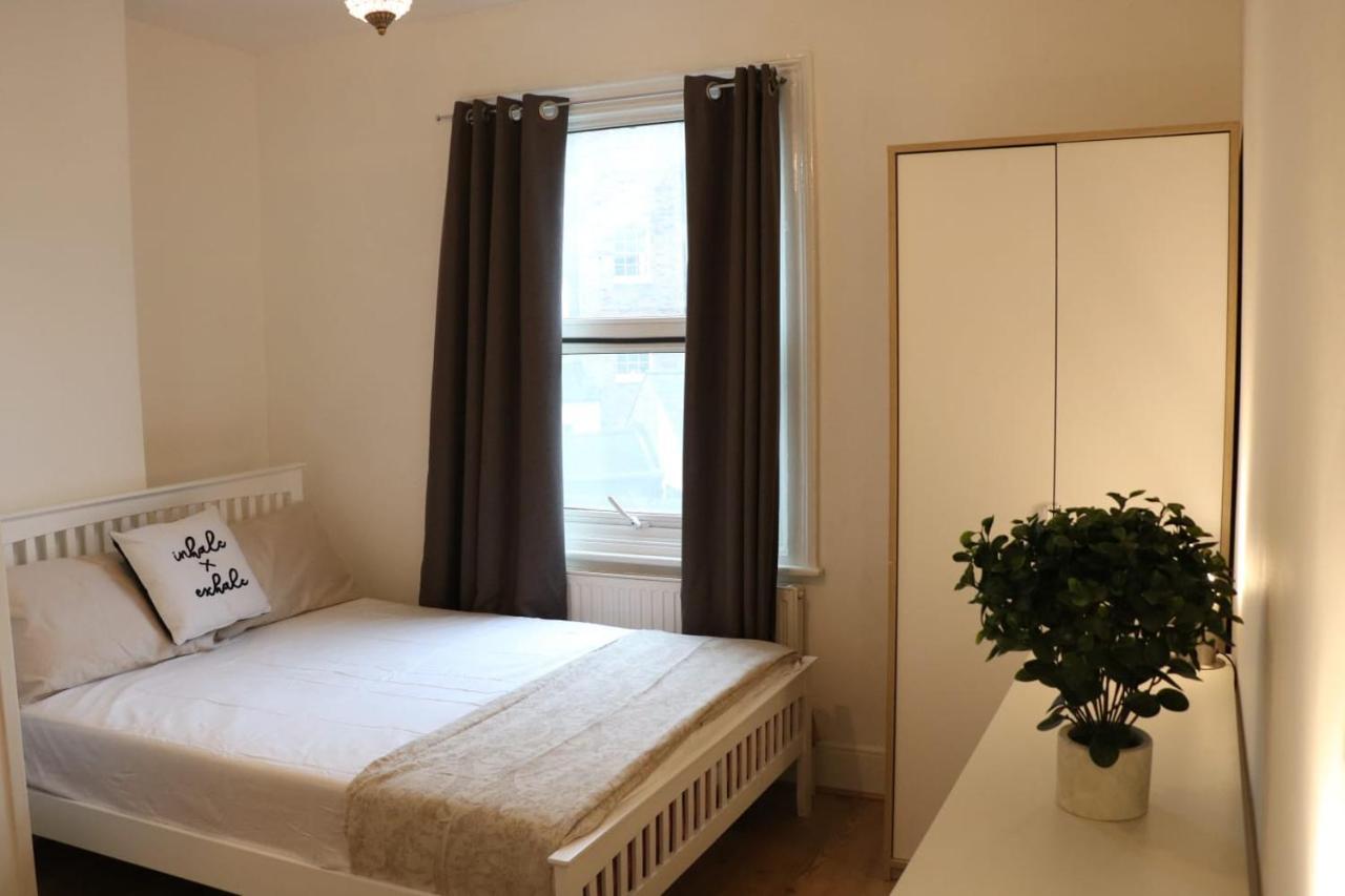 Victoria Style Flat Near Victoria Station Daire Londra Dış mekan fotoğraf